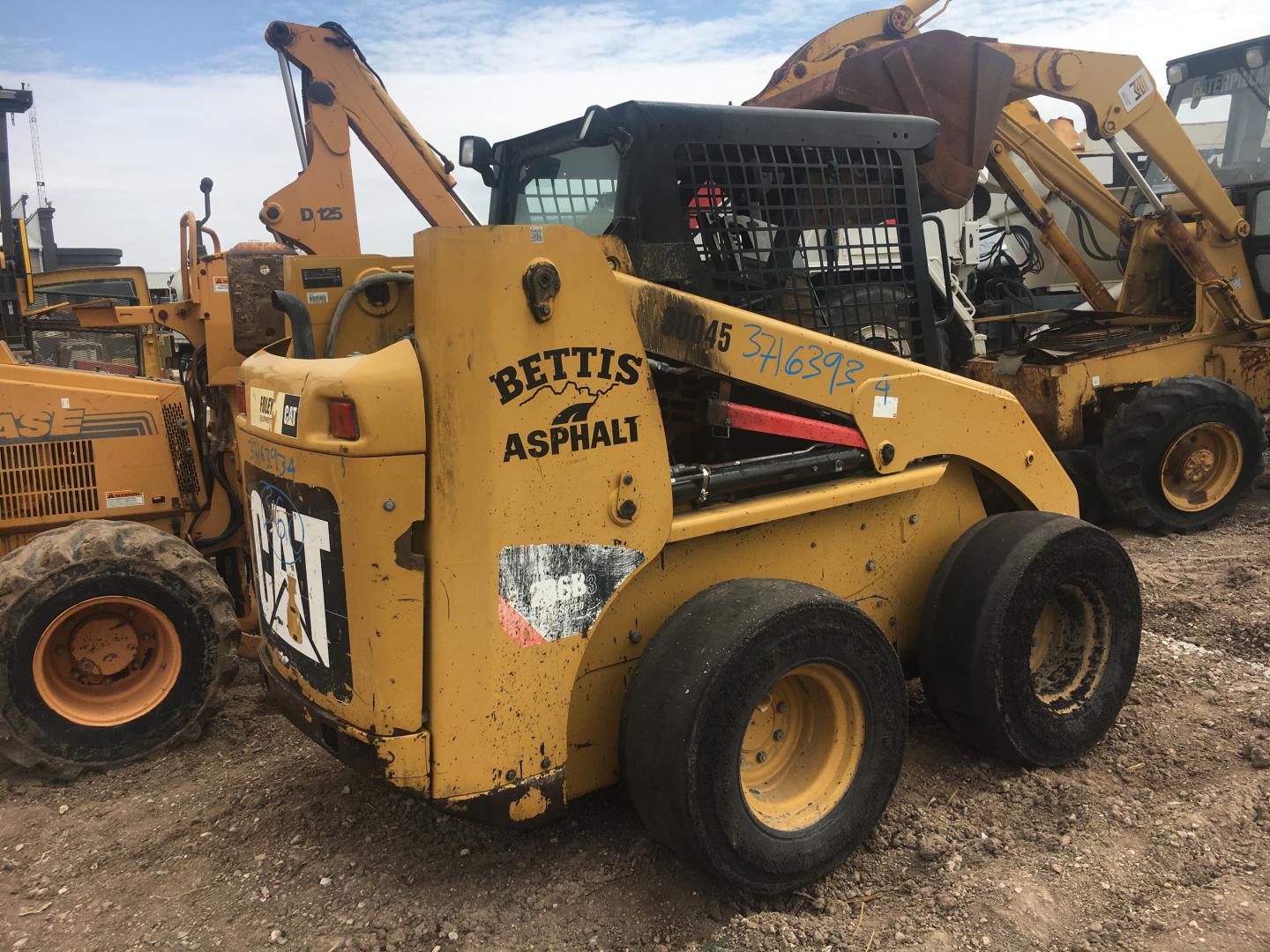 ./imagenes/INVOICE/2019/16961/MINICARGADOR CAT 236B3 PARA PARTES (8).JPG